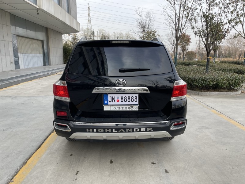 济宁14年丰田汉兰达9