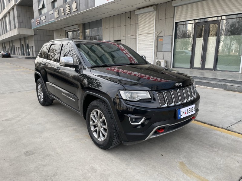 济宁16年Jeep大切诺基2