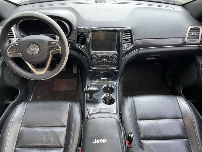 济宁16年Jeep大切诺基4