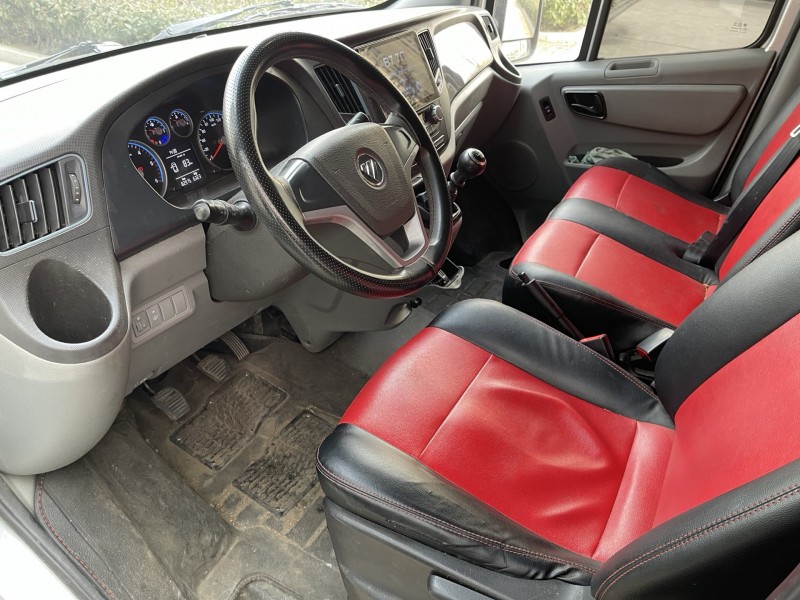 济宁21年福田图雅诺5