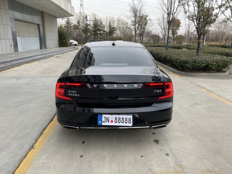 济宁20年沃尔沃S908