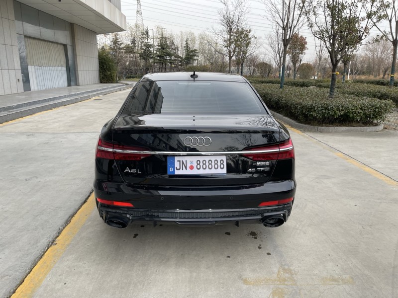 济宁24年奥迪A6L9