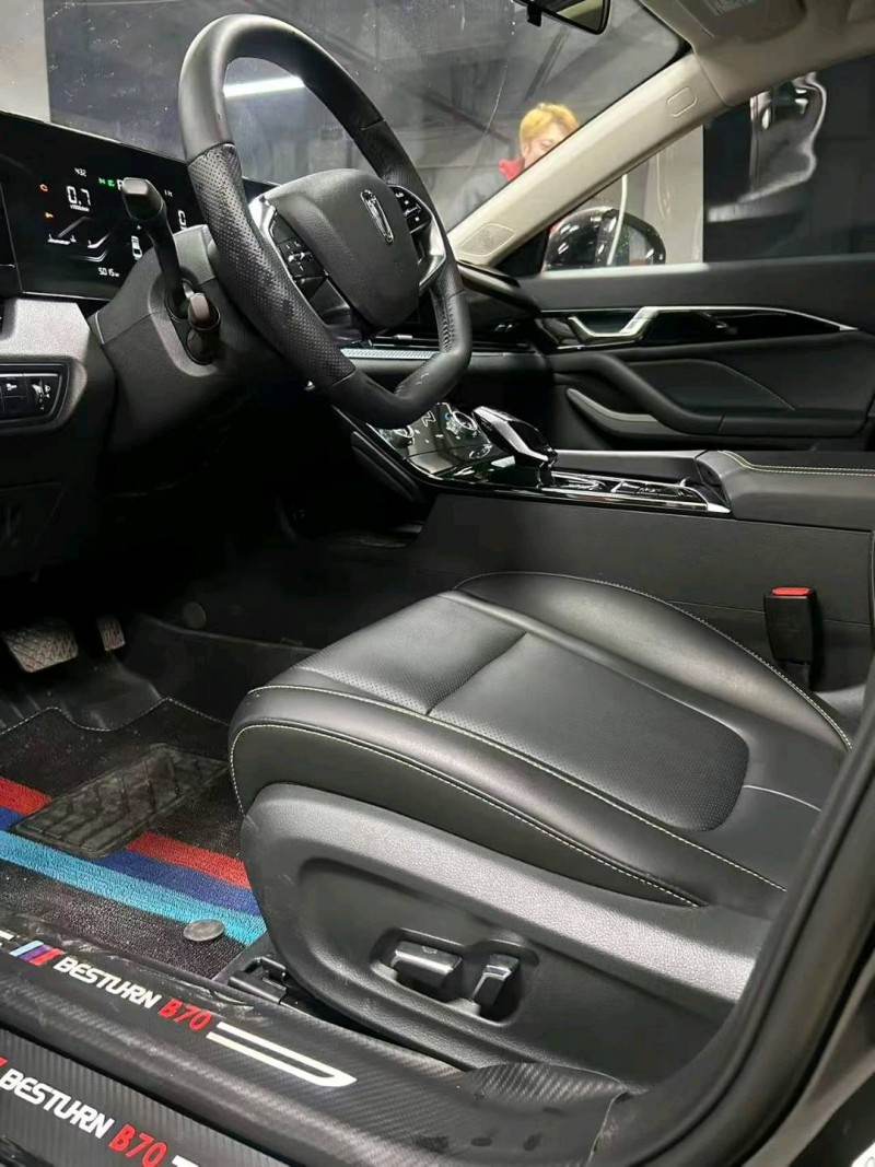 成都24年奔腾B703