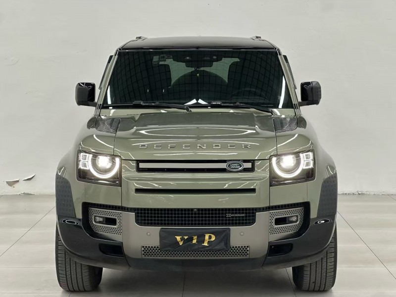 唐山23年路虎卫士1