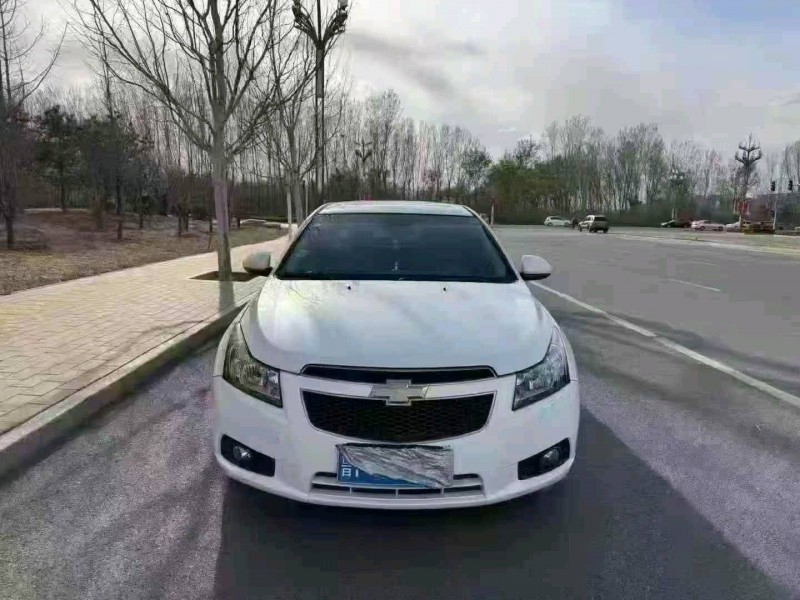 廊坊12年雪佛兰科鲁兹1