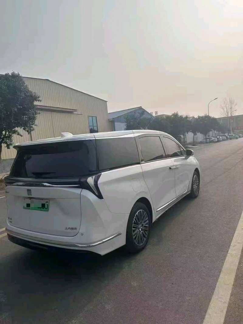 济南25年别克GL84