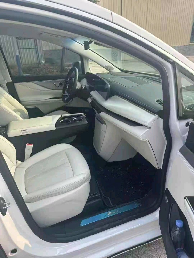 济南25年别克GL88