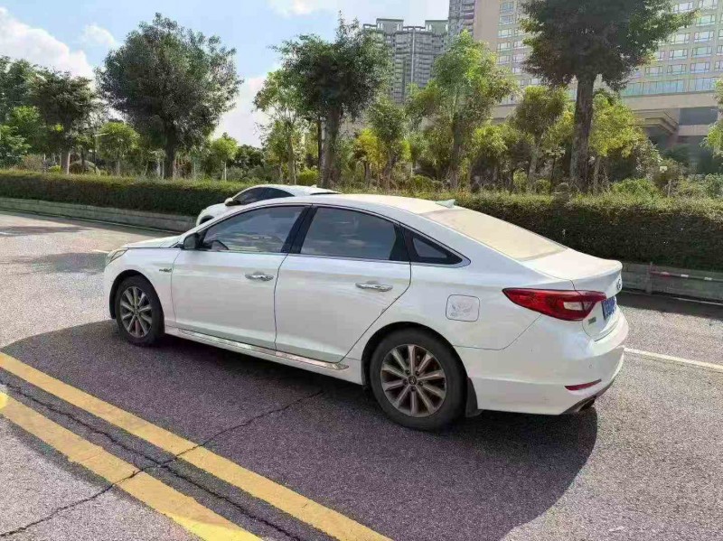 佛山16年现代索纳塔7