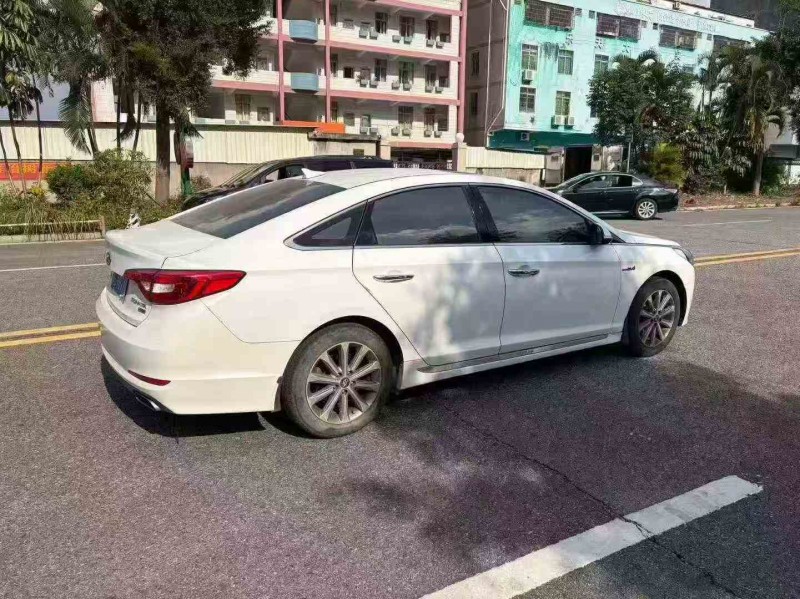 佛山16年现代索纳塔8