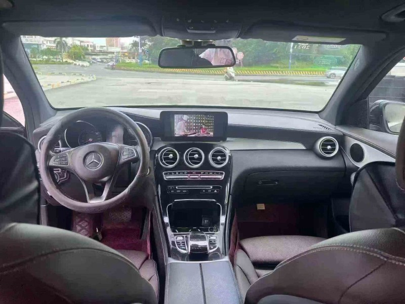 江门19年奔驰GLC5