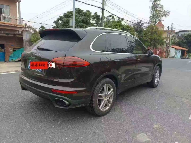 佛山15年保时捷卡宴7