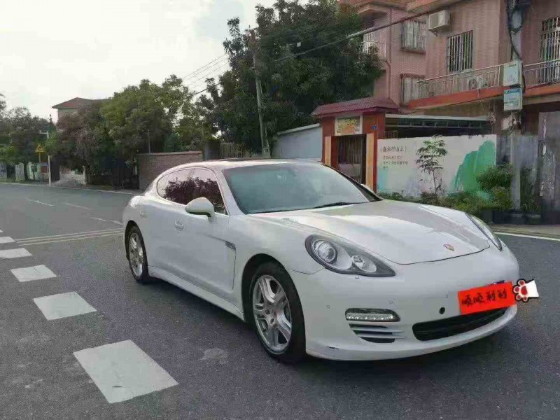 珠海11年保时捷帕拉梅拉2
