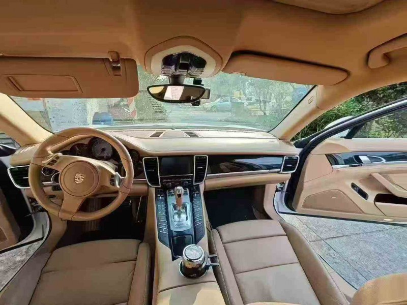 珠海11年保时捷帕拉梅拉4