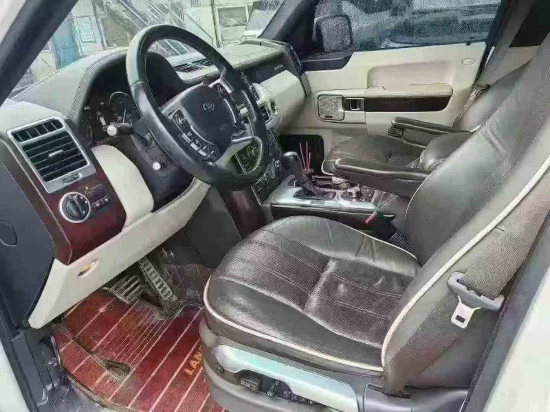 张家界13年路虎揽胜6