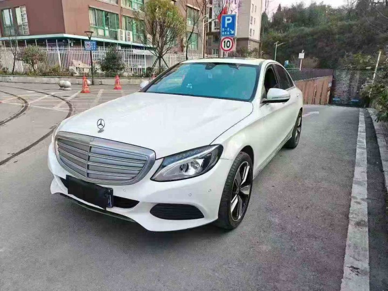 六盘水15年奔驰C2