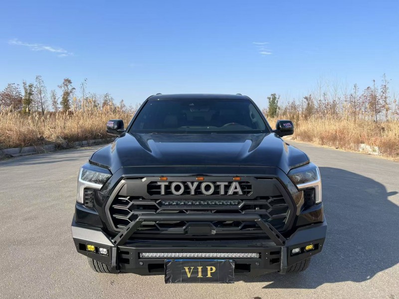 盐城25年丰田红杉1