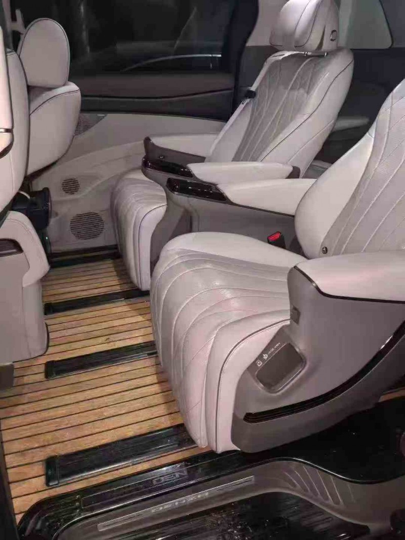 安顺23年腾势D95