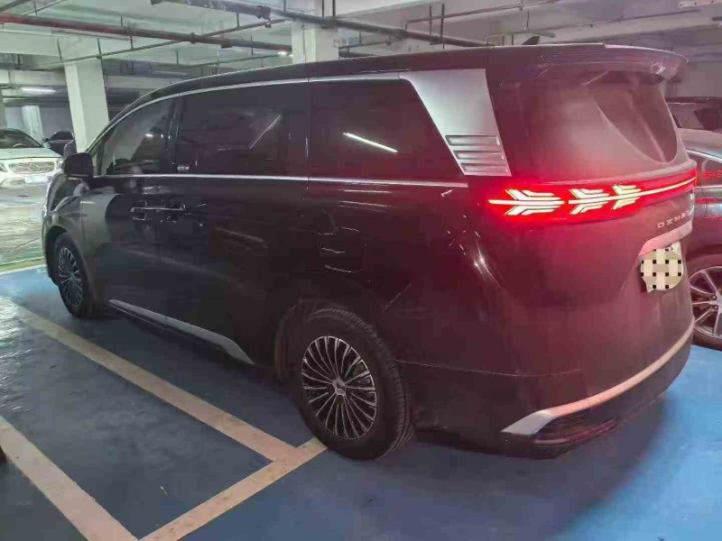 安顺23年腾势D98