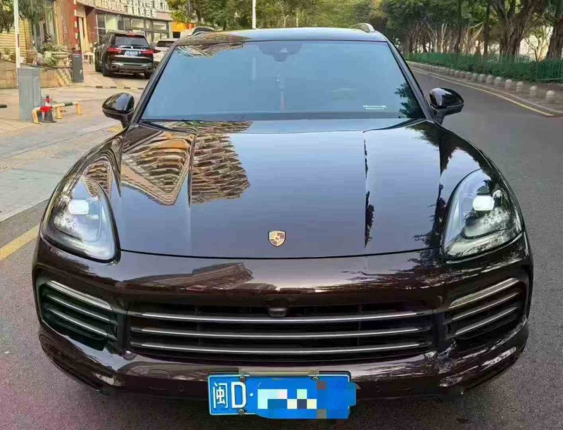 三明18年保时捷卡宴1