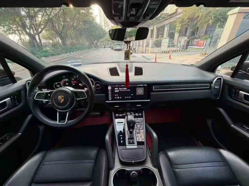 三明18年保时捷卡宴4