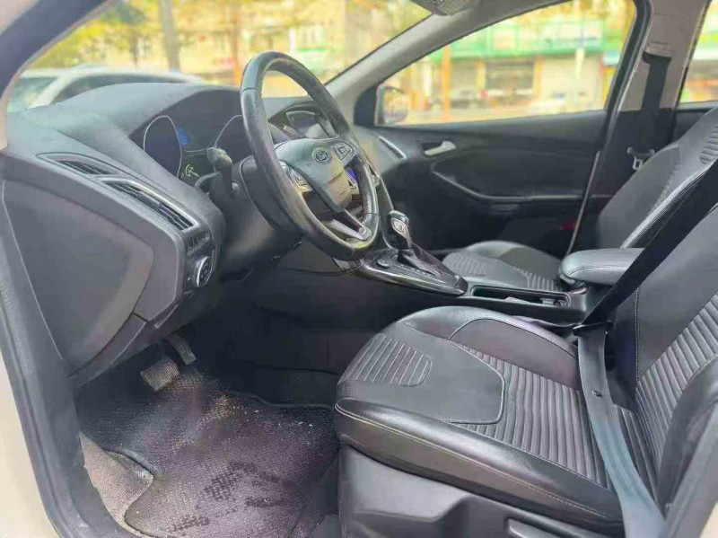 莆田18年福特福克斯4