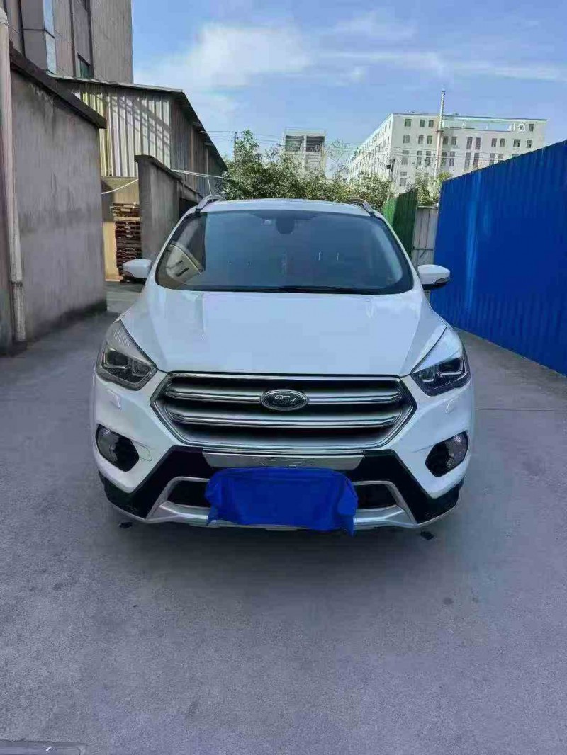 金华17年福特翼虎1