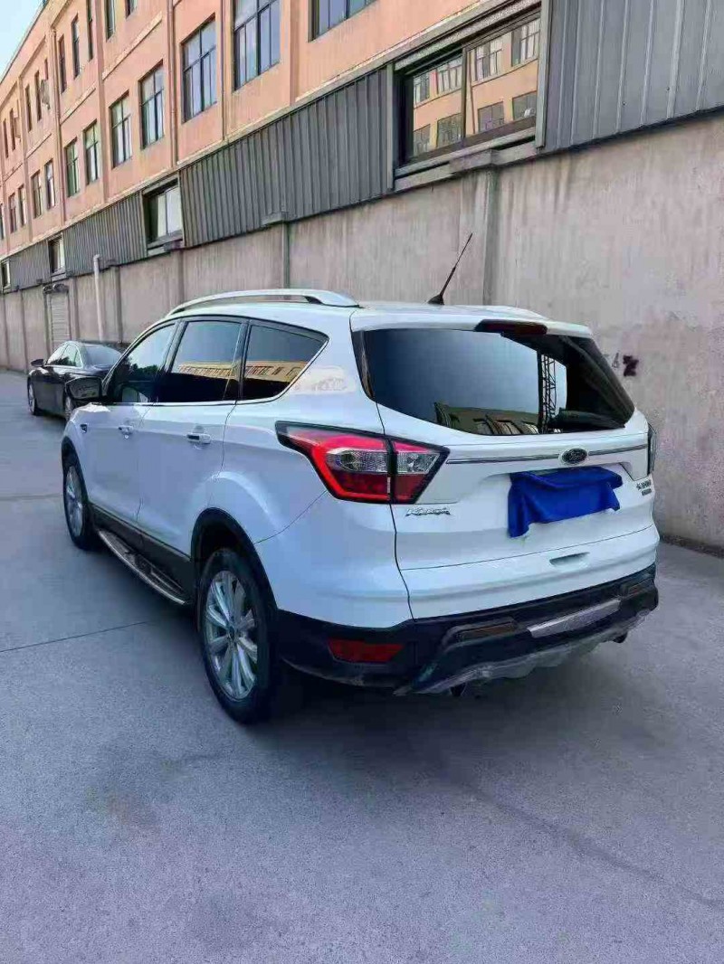 金华17年福特翼虎7