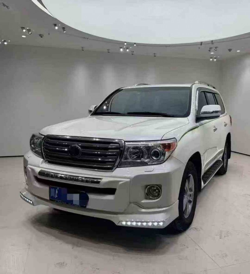 广元16年丰田兰德酷路泽2