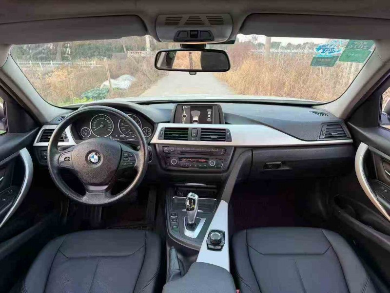 金华14年宝马3系5