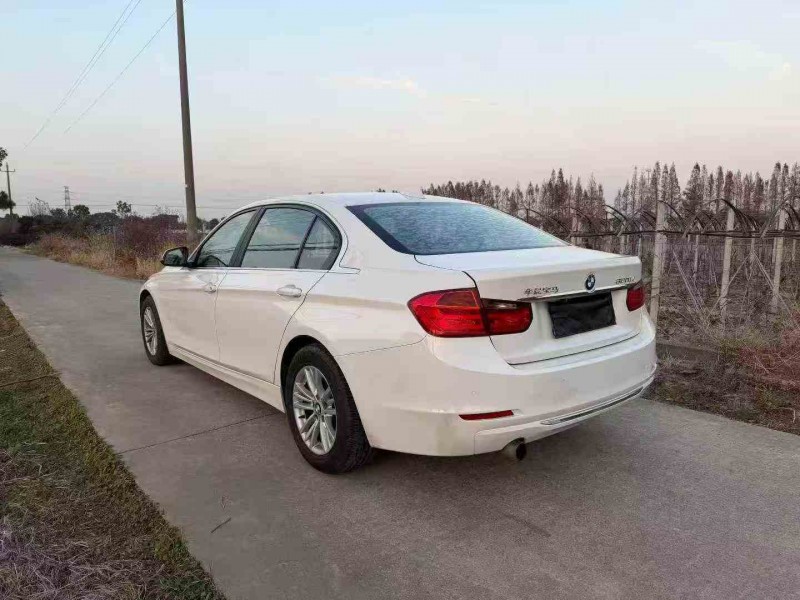 金华14年宝马3系7
