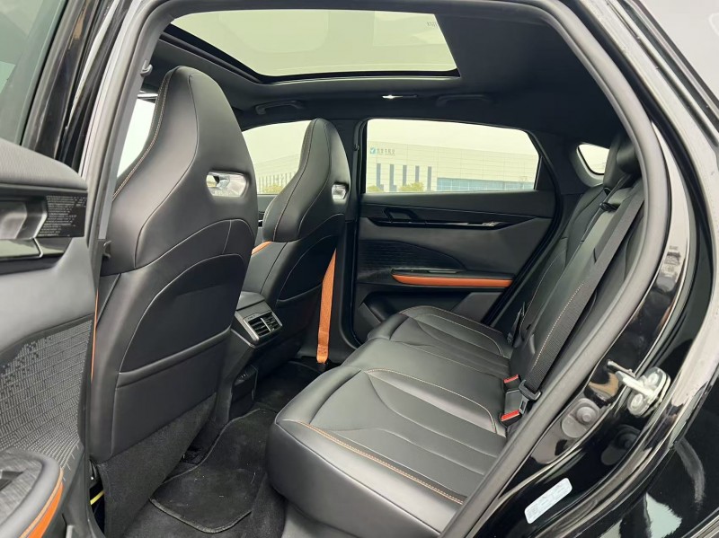 盐城23年长安汽车UNI5