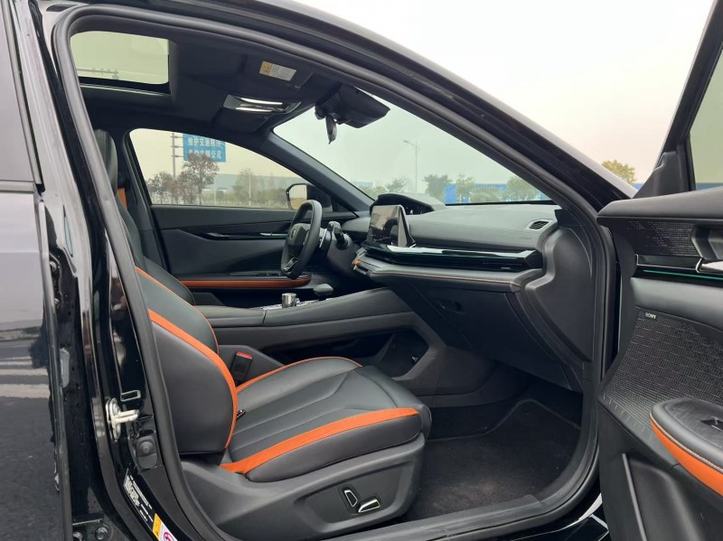 盐城23年长安汽车UNI6