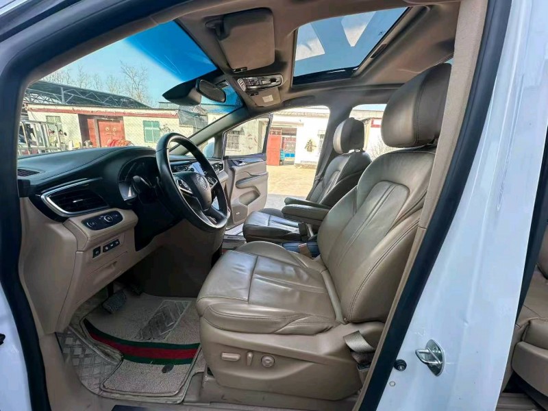 徐州18年别克GL86