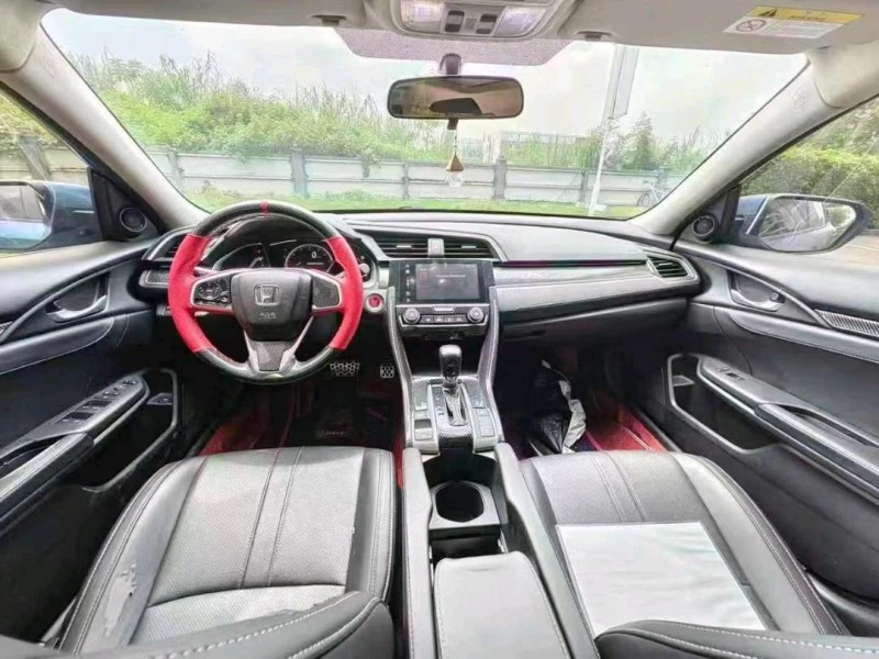 广州21年本田思域4