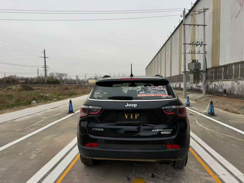 菏泽19年Jeep指南者9