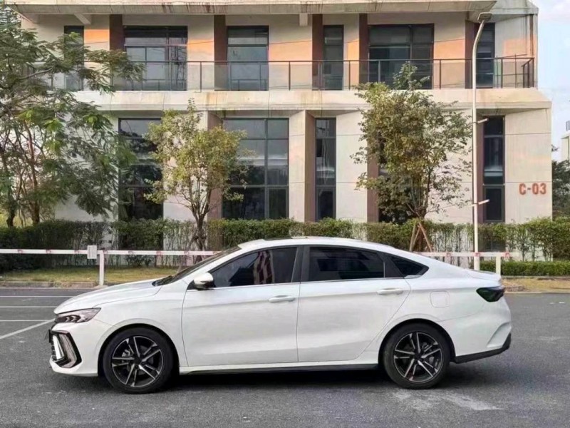 广州22年吉利帝豪6