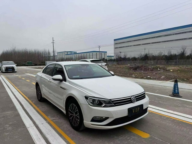菏泽18年大众凌渡2