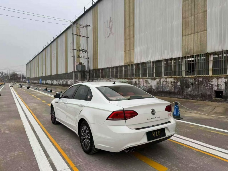 菏泽18年大众凌渡8