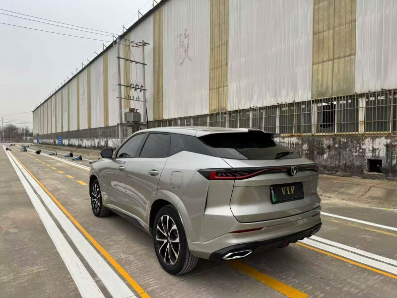 菏泽25年长安汽车UNI8