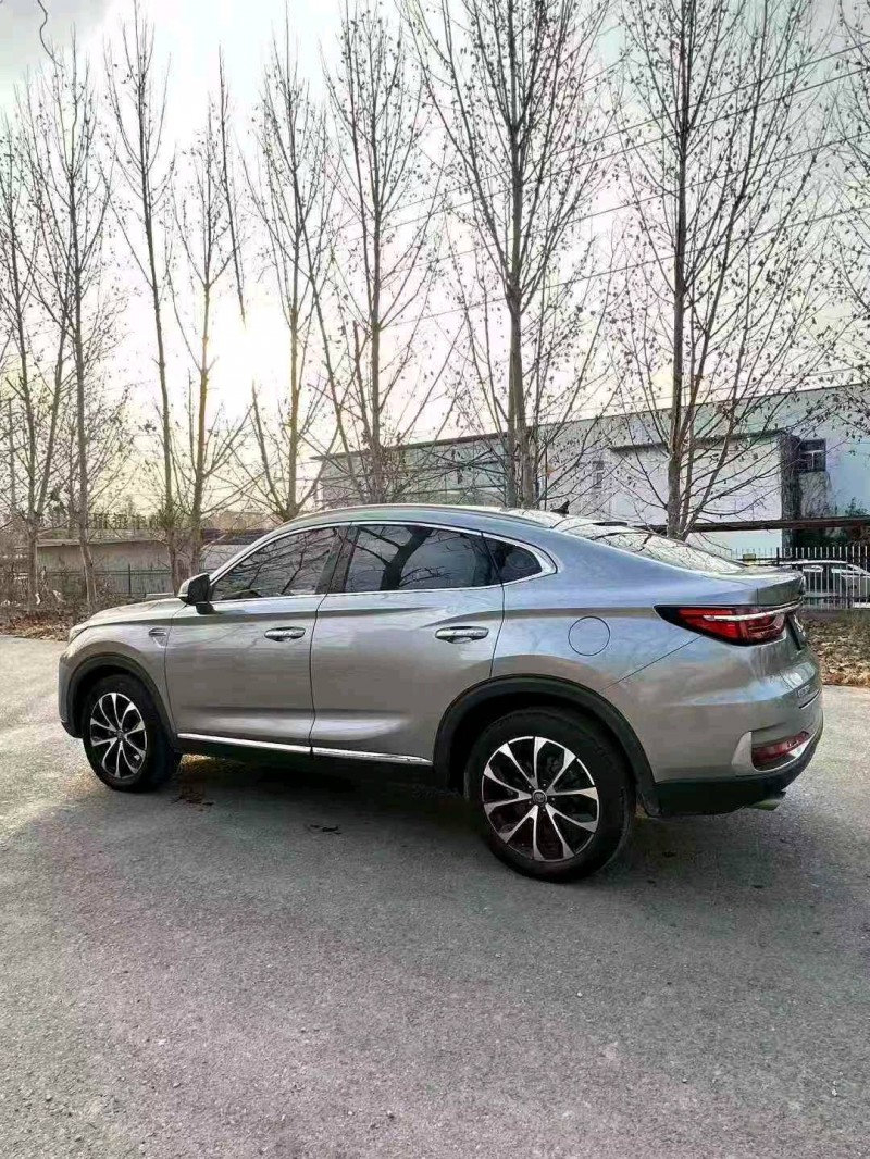 济宁19年长安汽车CS857