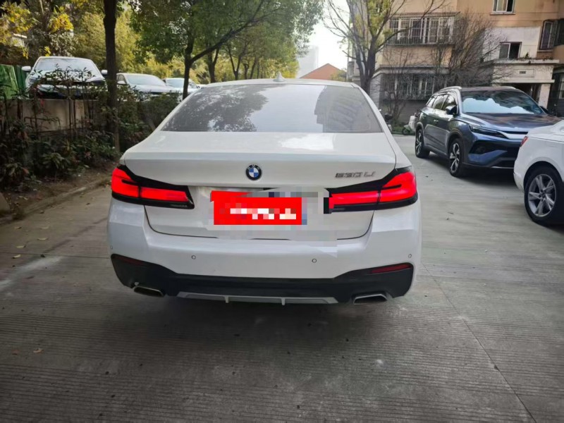 济宁20年宝马5系8