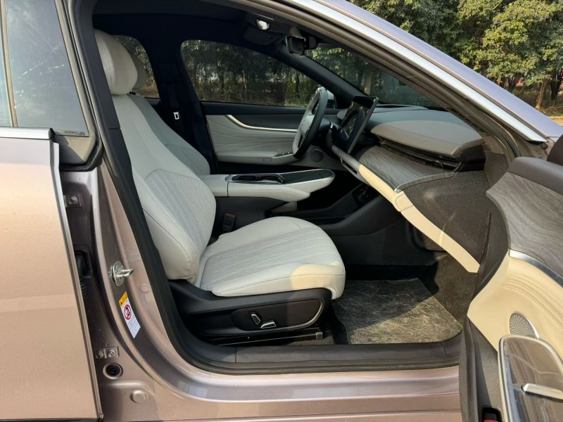 济宁25年长安汽车启源6