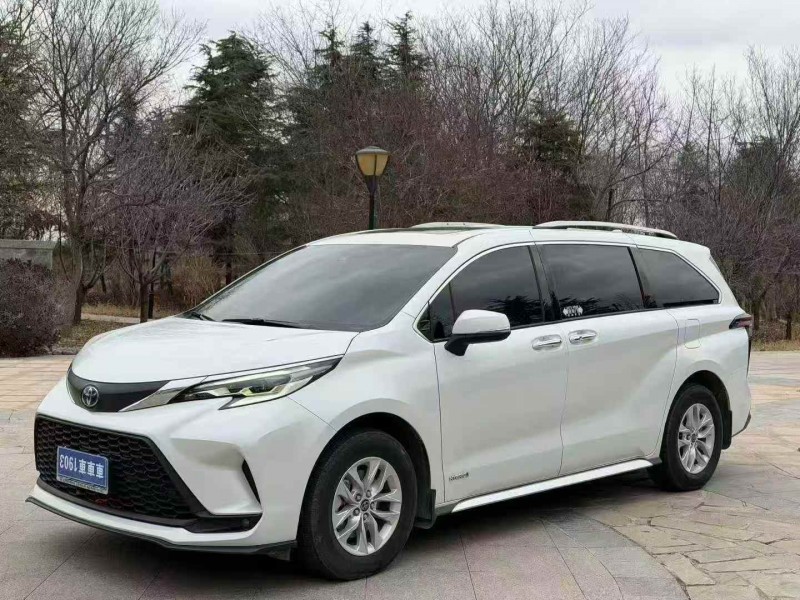 枣庄24年丰田塞纳3