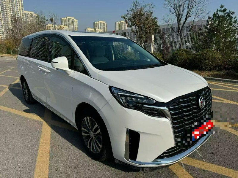 济宁23年别克GL82