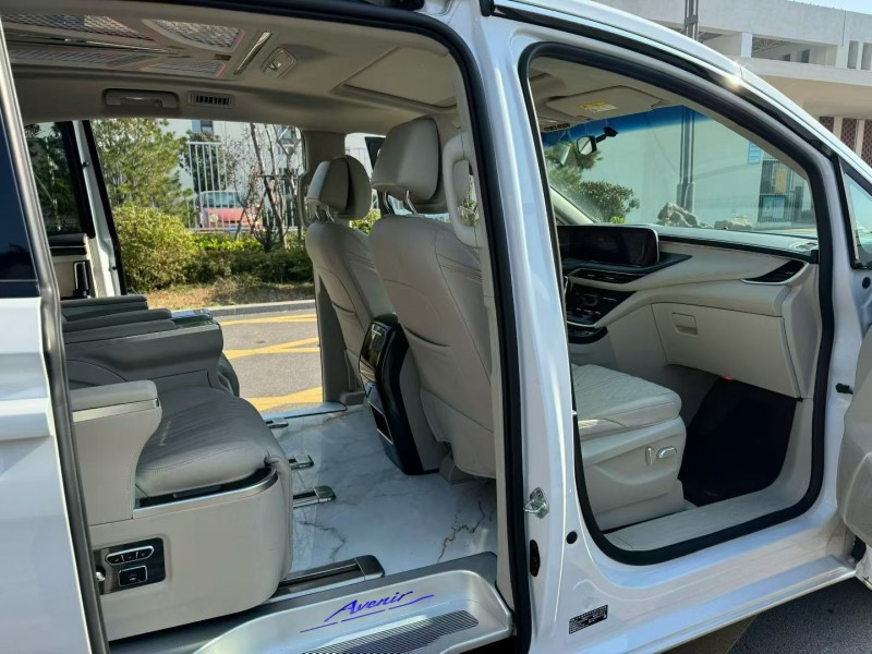 济宁23年别克GL83