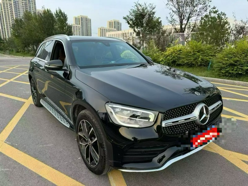 济宁22年奔驰GLC2
