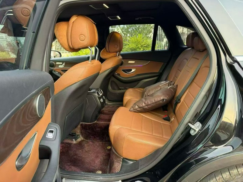 济宁22年奔驰GLC4