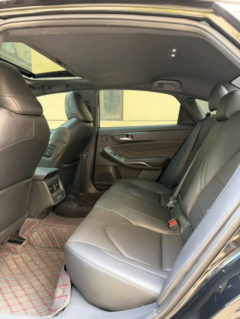 佛山24年丰田亚洲龙9