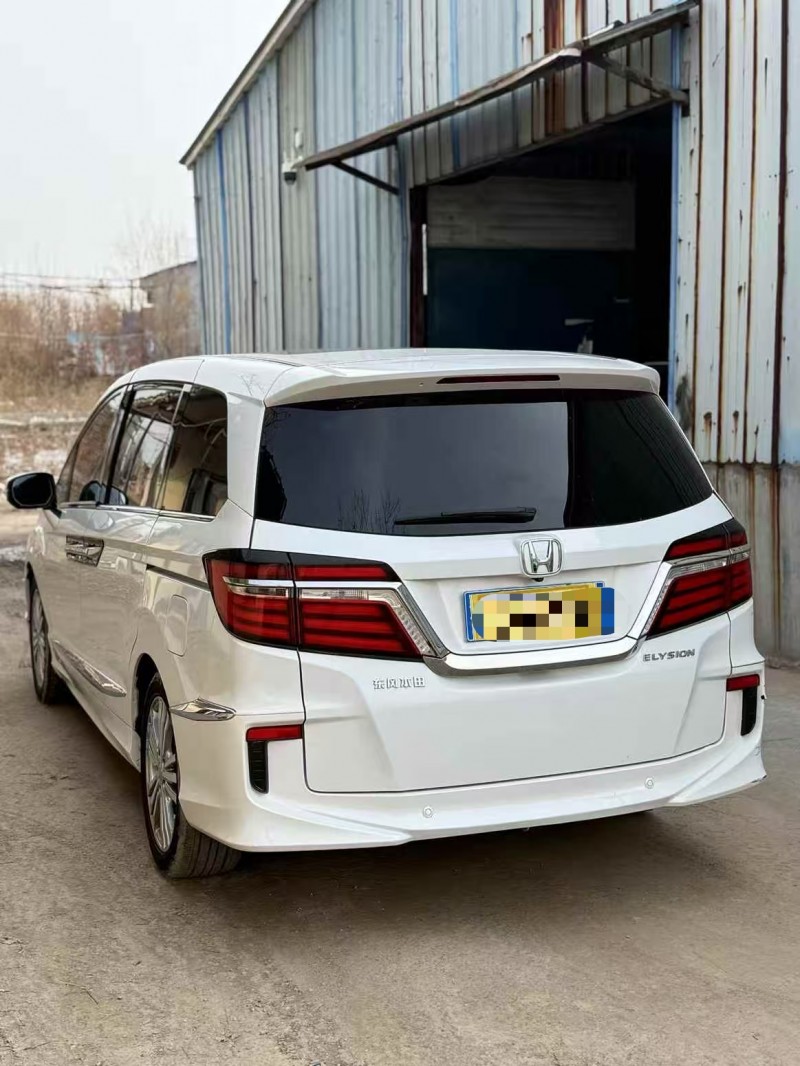 菏泽18年本田艾力绅8