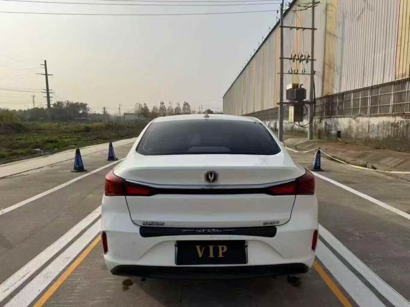 菏泽23年长安汽车逸动新能源9